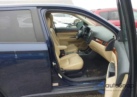 2014 Mitsubishi Outlander Se z USA, uszkodzony, nr VIN JA4AD3A35EZ017621